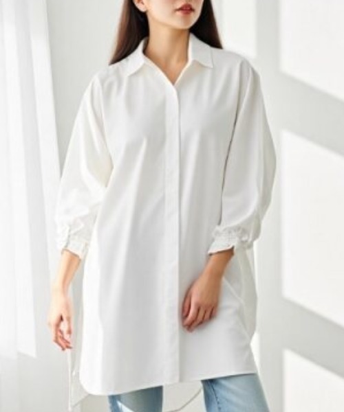 cammie(キャミー)の「オーバーサイズロングシャツ(シャツ/ブラウス・レディース・ホワイト/ブラック・MEDIUM/LARGE)」の3枚目の写真