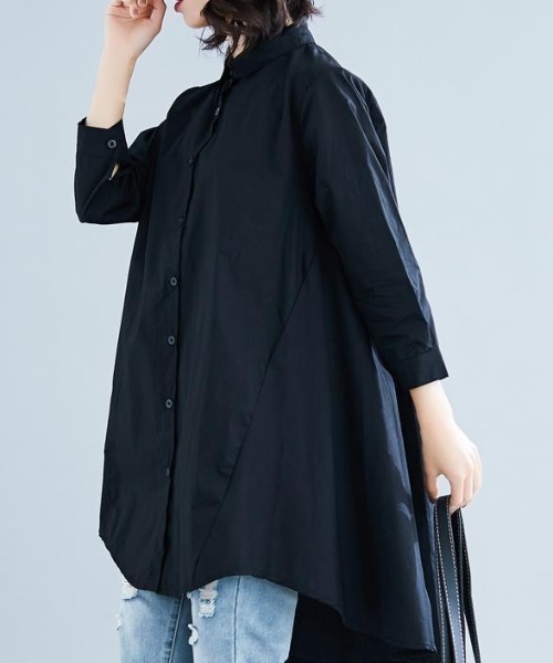 cammie(キャミー)の「オーバーサイズロングシャツ(シャツ/ブラウス・レディース・ホワイト/ブラック・MEDIUM/LARGE)」の7枚目の写真