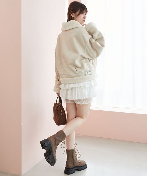 MAJESTIC LEGON(マジェスティックレゴン)の「オーバーサイズボアブルゾン(ブルゾン・レディース・ブラック/ダークブラウン/ピンク/アイボリー/キャメル・SMALL/MEDIUM/X-SMALL)」の12枚目の写真