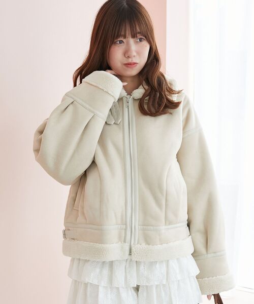 MAJESTIC LEGON(マジェスティックレゴン)の「オーバーサイズボアブルゾン(ブルゾン・レディース・ブラック/ダークブラウン/ピンク/アイボリー/キャメル・SMALL/MEDIUM/X-SMALL)」の13枚目の写真