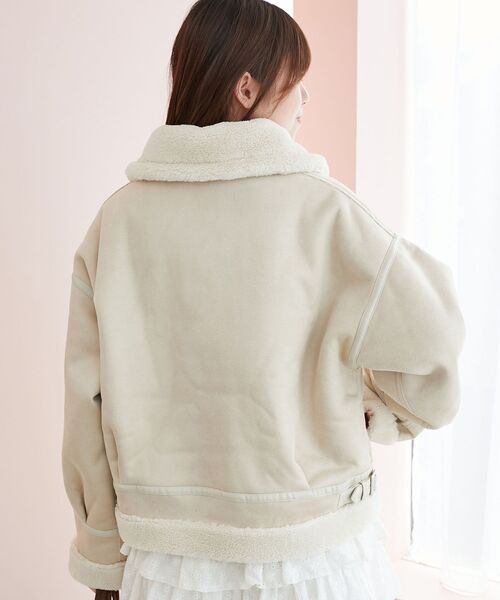 MAJESTIC LEGON(マジェスティックレゴン)の「オーバーサイズボアブルゾン(ブルゾン・レディース・ブラック/ダークブラウン/ピンク/アイボリー/キャメル・SMALL/MEDIUM/X-SMALL)」の15枚目の写真