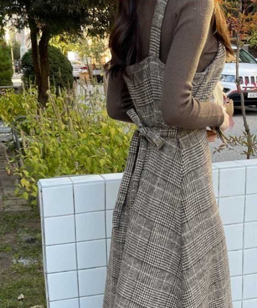 cammie(キャミー)の「バックリボンフロントボタンチェックワンピース(ワンピース・レディース・ブラック/ブラウン・L/M)」の7枚目の写真