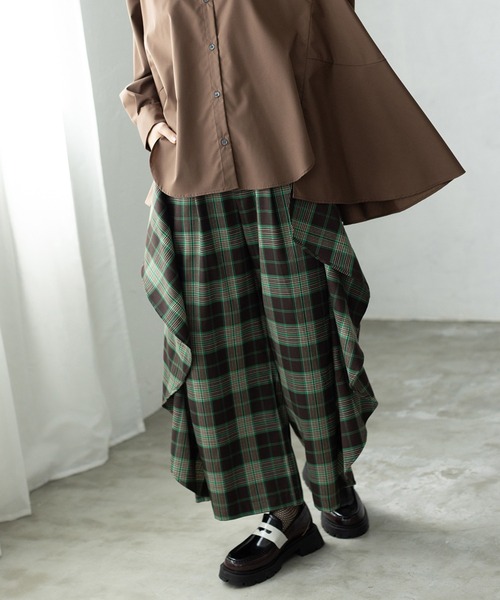 OSMOSIS（オズモーシス）の「チェックカスケードパンツ（その他パンツ・レディース・ブルー/グリーン/ブラック・ONE SIZE）」の2枚目の写真