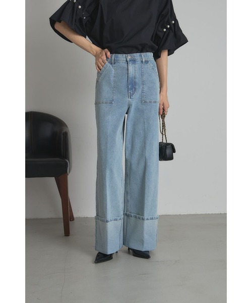 &. NOSTALGIA(アンドドットノスタルジア)の「ロールアップデニム(デニムパンツ・レディース・インディゴブルー/ライトブルー・S/M)」の1枚目の写真