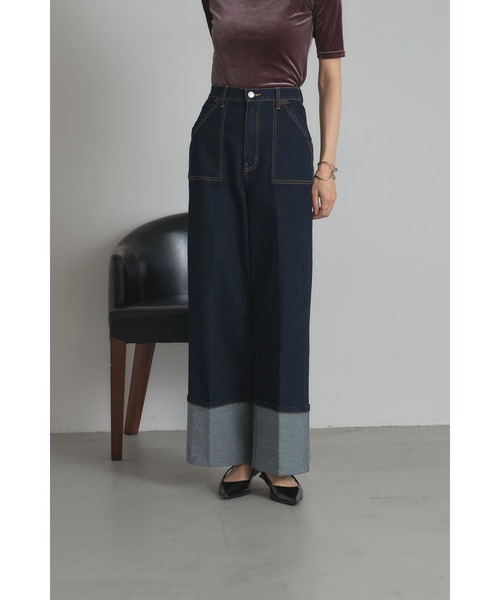 &. NOSTALGIA(アンドドットノスタルジア)の「ロールアップデニム(デニムパンツ・レディース・インディゴブルー/ライトブルー・S/M)」の5枚目の写真