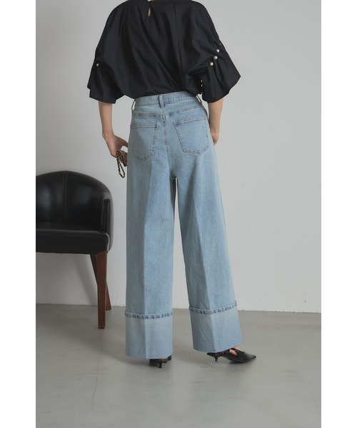 &. NOSTALGIA(アンドドットノスタルジア)の「ロールアップデニム(デニムパンツ・レディース・インディゴブルー/ライトブルー・S/M)」の14枚目の写真