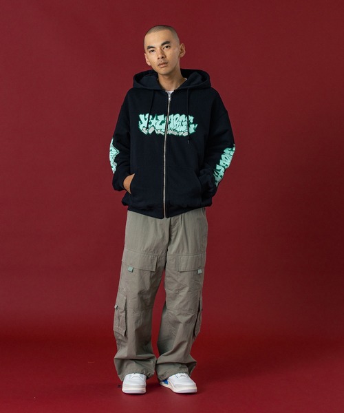 XLARGE（エクストララージ）の「GRAFFITI ZIP UP HOODED SWEATSHIRT（パーカー・メンズ・イエロー/ブラック/アッシュ・M/XL/L）」の5枚目の写真