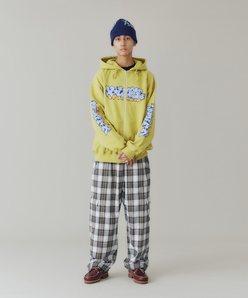 XLARGE（エクストララージ）の「GRAFFITI ZIP UP HOODED SWEATSHIRT（パーカー・メンズ・イエロー/ブラック/アッシュ・M/XL/L）」の6枚目の写真