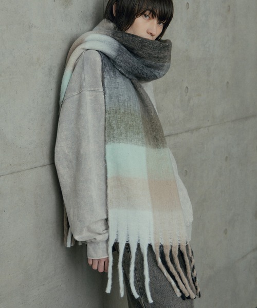 RATTLE TRAP（ラトルトラップ）の「モヘアライクマフラー（マフラー・メンズ・ブラック系その他/ブラック/カーキ/グリーン/ボルドー・7）」の4枚目の写真