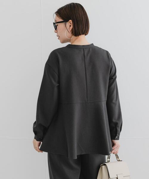 F by ROSSO（エフバイロッソ）の「『UR TECH SMOOTHLUXE』F by ROSSO　サイドペプラムブラウス（シャツ/ブラウス・レディース・チャコールグレー/ブラック/ベージュ・FREE）」の17枚目の写真