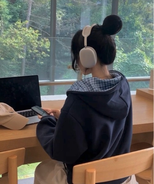 gossip!ロサンゼルス(ゴシップロサンゼルス)の「着回し力バツグン!ゆるっとラフな万能 フルジップ チェックバイカラールーズフィットクロップドパーカー羽織 UV対策 冷房対策Y2K(パーカー・レディース・ブラック/ライトグレー/グレー/ネイビー/ライトブルー/ベージュ・M)」の9枚目の写真