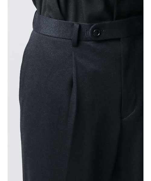 SUIT SQUARE(スーツスクエア)の「タックテーパードパンツ ウォッシャブル ストレッチ ポンチツイル 無地(スラックス・メンズ・カーキ系/ネイビー系/グレー系・3L/LL/L/M/S/SS)」の12枚目の写真