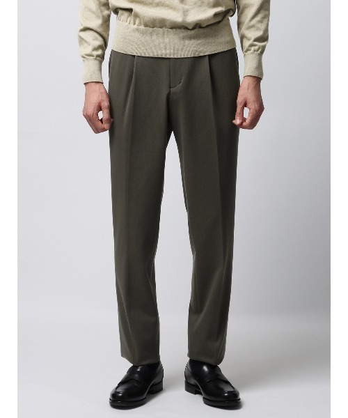 SUIT SQUARE(スーツスクエア)の「タックテーパードパンツ ウォッシャブル ストレッチ ポンチツイル 無地(スラックス・メンズ・カーキ系/ネイビー系/グレー系・3L/LL/L/M/S/SS)」の18枚目の写真