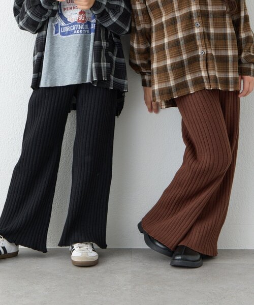 CIAOPANIC TYPY（チャオパニックティピー）の「【KIDS】【ジュニアサイズあり】【楽ちん・ウォッシャブル】リブニット微フレアパンツ（その他パンツ・キッズ・ブラック/ブラウン・X-LARGE/LARGE/MEDIUM/SMALL/XX-LARGE）」の4枚目の写真