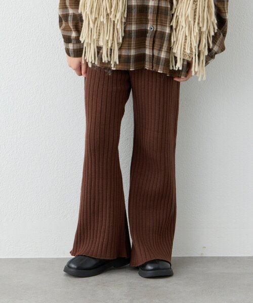 CIAOPANIC TYPY（チャオパニックティピー）の「【KIDS】【ジュニアサイズあり】【楽ちん・ウォッシャブル】リブニット微フレアパンツ（その他パンツ・キッズ・ブラック/ブラウン・X-LARGE/LARGE/MEDIUM/SMALL/XX-LARGE）」の7枚目の写真