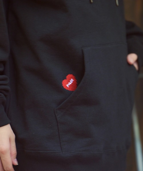 POLeR(ポーラー)の「POLeR/ポーラー POLeR×GSC PDC FURRY HEART HOOD【GSC別注】(パーカー・メンズ・グレー/ブラック・X-LARGE/MEDIUM/LARGE)」の9枚目の写真