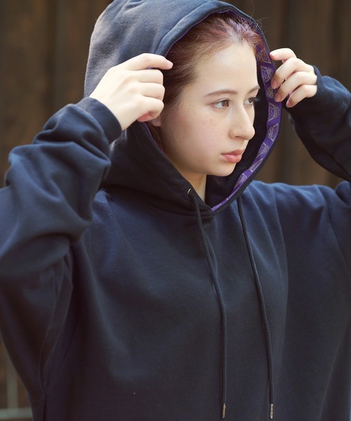POLeR(ポーラー)の「POLeR/ポーラー POLeR×GSC PDC FURRY HEART HOOD【GSC別注】(パーカー・メンズ・グレー/ブラック・X-LARGE/MEDIUM/LARGE)」の7枚目の写真