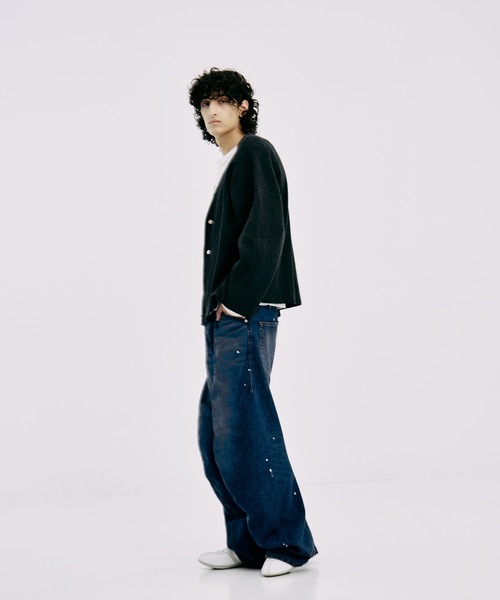 NVRFRGT（ネヴァーフォーゲット）の「別注 TWISTED CURVED LEG JEANS（デニムパンツ・メンズ・インディゴブルー/ブラック・1/2）」の22枚目の写真