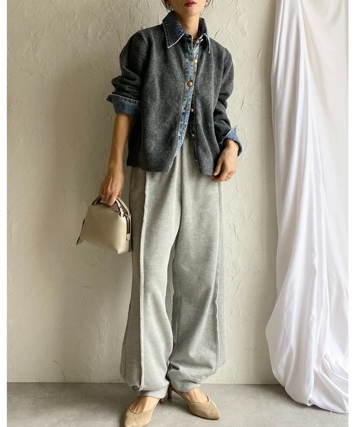 She's Closet（シーズクローゼット）の「フェイクレイヤード異素材ドッキングデニム切替ニットカーディガン（カーディガン/ボレロ・レディース・オートミール/キャメル/チャコールグレー/ブラウン/ブラック・FREE）」の21枚目の写真
