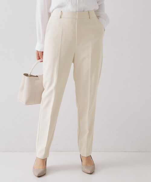 OPAQUE.CLIP（オペークドットクリップ）の「≪通勤・セレモニーセットアップ対応≫ テーパードパンツダブルクロス【洗濯機OK】（その他パンツ・レディース・ネイビー/ライトベージュ/ブラック・36/34/42/40/38）」の2枚目の写真