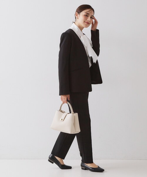 OPAQUE.CLIP（オペークドットクリップ）の「≪通勤・セレモニーセットアップ対応≫ テーパードパンツダブルクロス【洗濯機OK】（その他パンツ・レディース・ネイビー/ライトベージュ/ブラック・36/34/42/40/38）」の6枚目の写真