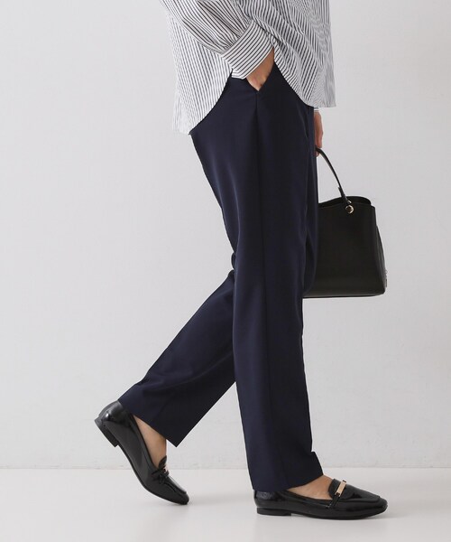 OPAQUE.CLIP（オペークドットクリップ）の「≪通勤・セレモニーセットアップ対応≫ テーパードパンツダブルクロス【洗濯機OK】（その他パンツ・レディース・ネイビー/ライトベージュ/ブラック・36/34/42/40/38）」の12枚目の写真