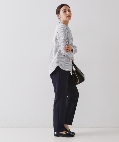 OPAQUE.CLIP（オペークドットクリップ）の「≪通勤・セレモニーセットアップ対応≫ テーパードパンツダブルクロス【洗濯機OK】（その他パンツ・レディース・ネイビー/ライトベージュ/ブラック・36/34/42/40/38）」の14枚目の写真
