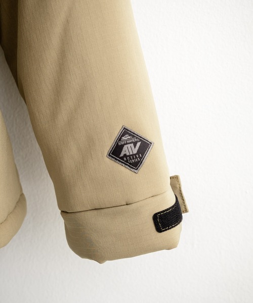 KRIFF MAYER(クリフメイヤー)の「KRIFF MAYER クリフメイヤー オーバーサイズ中綿アクティブフードジャケット/ワンポイントロゴ刺繍マウンテンパーカー 2517802(マウンテンパーカー・メンズ・グリーン/ベージュ/パープル/ブラック・M/L/XL)」の17枚目の写真