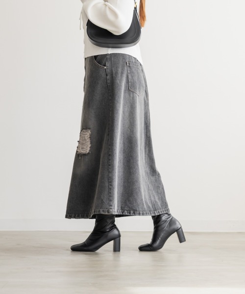 CLETTE（クレット）の「CLETTEオリジナルダメージ加工デニムスカート（スカート・レディース・サックスブルー/ブラック/ブルー・LL/3L/4L）」の7枚目の写真
