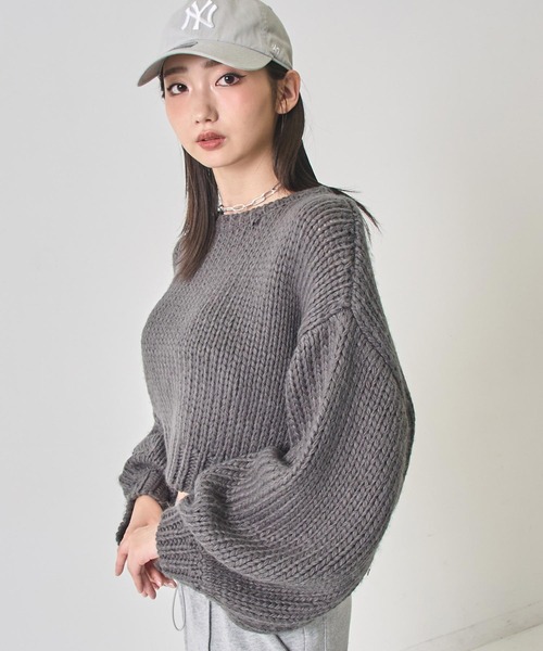 ANAP(アナップ)の「ロービング 天竺 ショート丈 ルーズシルエット ニット(ニット/セーター・レディース・アイボリー/ダークグレー/レッド・F)」の8枚目の写真