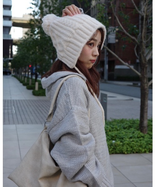 JUMELLE（ジュメロ）の「イヤーフラップニット帽（ニットキャップ/ビーニー・レディース・アイボリー/グレー/レッド・FREE）」の8枚目の写真