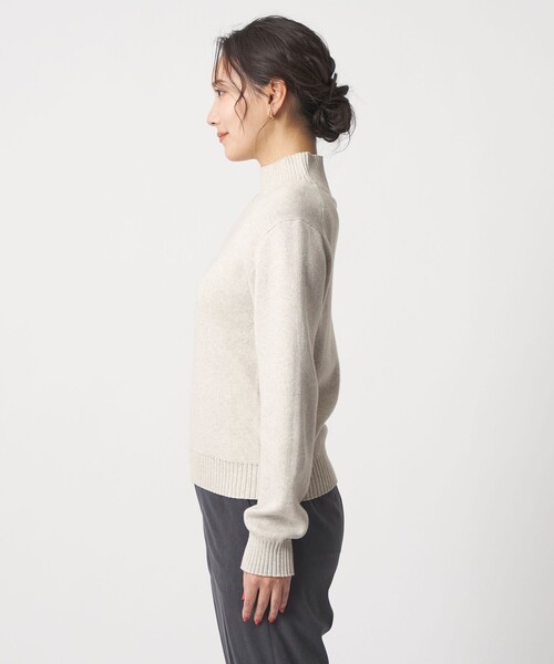 A DAY IN THE LIFE UNITED ARROWS(アデイインザライフユナイテッドアローズ)の「コットンカシミヤ スムース ハイネックニット <A DAY IN THE LIFE>(ニット/セーター・レディース・ブラック/ナチュラル/ライム/ロイヤルブルー・FREE)」の12枚目の写真