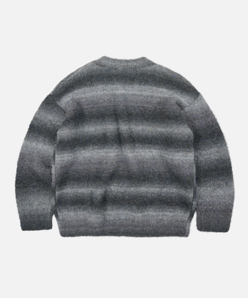 FRIZMWORKS(フリズムワークス)の「GRADATION BOUCLE KNIT _ GRAY(ニット/セーター・メンズ・その他・SMALL/MEDIUM/LARGE/X-LARGE)」の2枚目の写真
