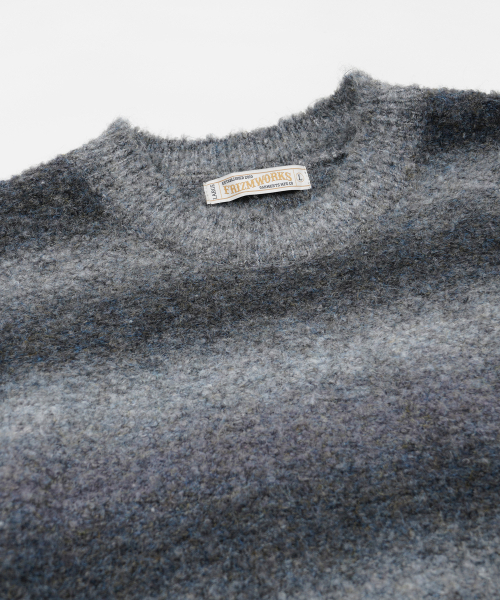 FRIZMWORKS(フリズムワークス)の「GRADATION BOUCLE KNIT _ GRAY(ニット/セーター・メンズ・その他・SMALL/MEDIUM/LARGE/X-LARGE)」の3枚目の写真