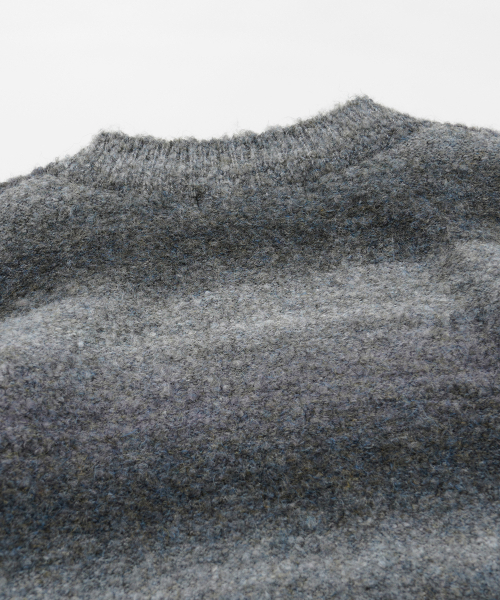 FRIZMWORKS(フリズムワークス)の「GRADATION BOUCLE KNIT _ GRAY(ニット/セーター・メンズ・その他・SMALL/MEDIUM/LARGE/X-LARGE)」の5枚目の写真