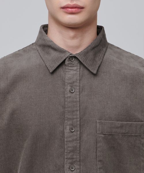 MUSINSA STANDARD（ムシンサスタンダード）の「オーバーサイズコーデュロイシャツ[トープ]（シャツ/ブラウス・メンズ・その他・MEDIUM/LARGE/X-LARGE/XX-LARGE）」の5枚目の写真