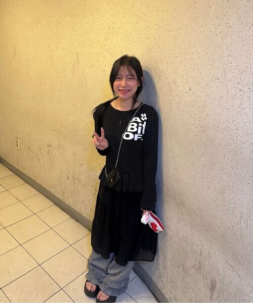 THE GREEN LAB（ザグリーンラボ）の「A BIT OF ドットフリルロングスリーブ [ブラック]（Tシャツ/カットソー・レディース・その他・FREE）」の4枚目の写真