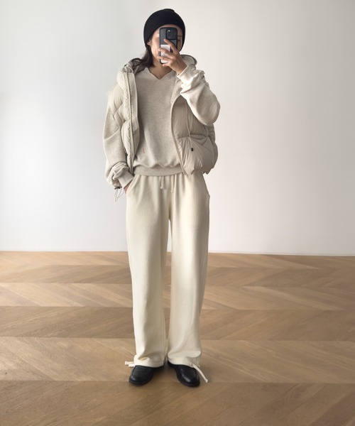 CANAL JEAN（キャナルジーン）の「HARING　キーネック刺繍トレーナー（スウェット・レディース・オートミール/ネイビー/サックスブルー・ONE SIZE）」の8枚目の写真