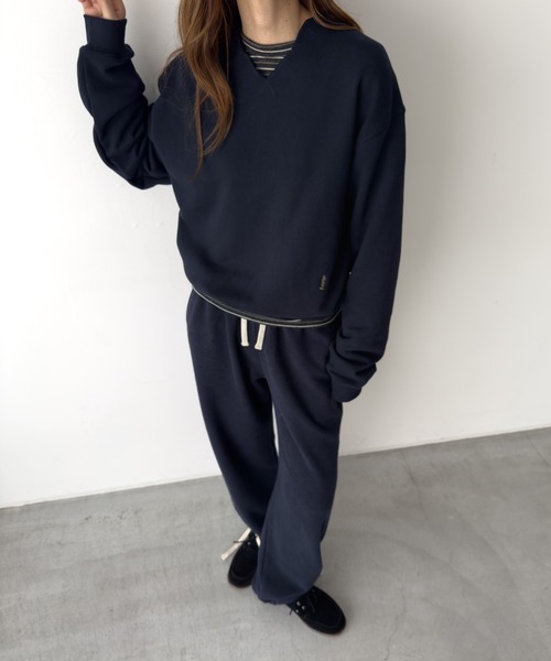 CANAL JEAN（キャナルジーン）の「HARING　キーネック刺繍トレーナー（スウェット・レディース・オートミール/ネイビー/サックスブルー・ONE SIZE）」の13枚目の写真