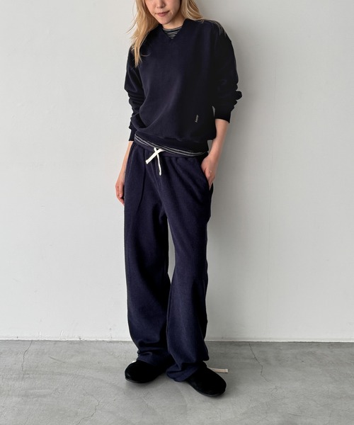 CANAL JEAN（キャナルジーン）の「HARING　キーネック刺繍トレーナー（スウェット・レディース・オートミール/ネイビー/サックスブルー/レッド・ONE SIZE）」の18枚目の写真
