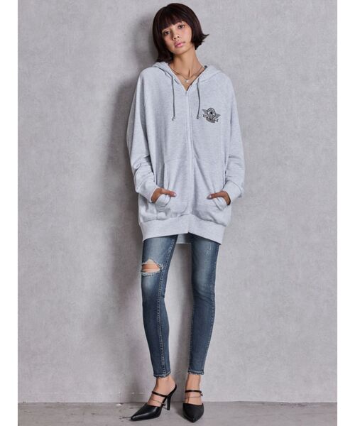 GYDA(ジェイダ)の「【WEB限定!!】BEVERLY HILLSスウェットBIGパーカー(パーカー・レディース・ピンク/ネイビー/グレー/ブラック・FREE)」の6枚目の写真