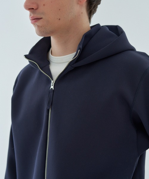 ESTNATION(エストネーション)の「ESTNATION / ミラノリブ フーディーブルゾン<ECOPET>(パーカー・メンズ・ブラック/ライトグレー/ネイビー・X-LARGE/MEDIUM/LARGE)」の20枚目の写真