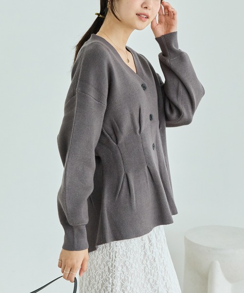 LAVEANGE（ラビアンジェ）の「【洗える】ウエストタックニットカーデ（カーディガン/ボレロ・レディース・ブラック/チャコールグレー/ピンク・F/3L/4L）」の6枚目の写真