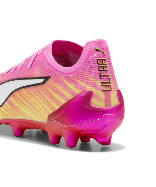 PUMA(プーマ)の「PUMA プーマ メンズ ウルトラ 6 アルティメット AG サッカースパイク(スニーカー・メンズ・グリーン系その他2/ブラック×レッド/ブルー系その他/ピンク系その他・29.0cm/28.5cm/28.0cm/26.0cm/25.5cm/25.0cm/27.5cm/27.0cm/26.5cm)」の6枚目の写真