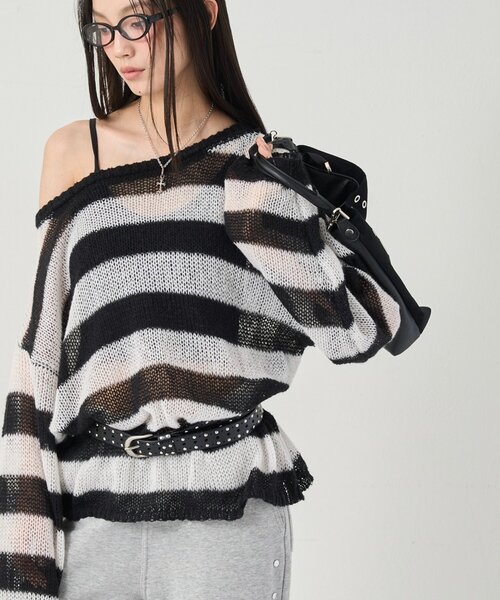 WHO'S WHO gallery（フーズフーギャラリー）の「ワイドボーダーメッシュニット（ニット/セーター・レディース・イエロー/グレー/ブラック/レッド・FREE）」の2枚目の写真