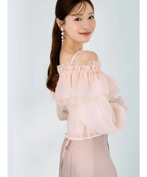 MERCURYDUO（マーキュリーデュオ）の「オフショルラッフルブラウス（シャツ/ブラウス・レディース・アイボリー/ピンク/ミント・FREE）」の8枚目の写真