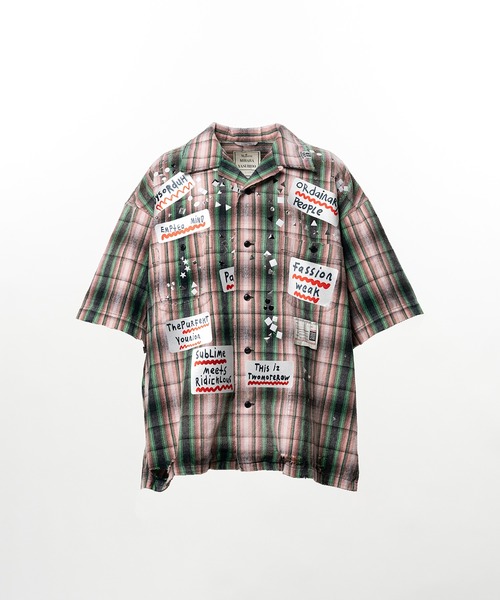 Maison MIHARA YASUHIRO(メゾンミハラヤスヒロ)の「Embellished Sticker Short Sleeve Check Shirt(シャツ/ブラウス・メンズ・ブラック/ピンク・46/44)」の2枚目の写真