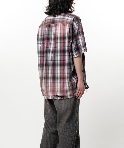 Maison MIHARA YASUHIRO(メゾンミハラヤスヒロ)の「Embellished Sticker Short Sleeve Check Shirt(シャツ/ブラウス・メンズ・ブラック/ピンク・46/44)」の6枚目の写真