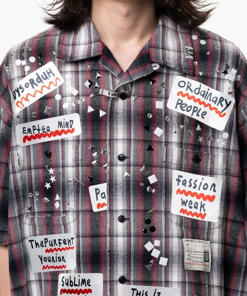 Maison MIHARA YASUHIRO(メゾンミハラヤスヒロ)の「Embellished Sticker Short Sleeve Check Shirt(シャツ/ブラウス・メンズ・ブラック/ピンク・46/44)」の7枚目の写真