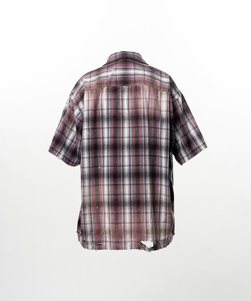 Maison MIHARA YASUHIRO(メゾンミハラヤスヒロ)の「Embellished Sticker Short Sleeve Check Shirt(シャツ/ブラウス・メンズ・ブラック/ピンク・46/44)」の3枚目の写真